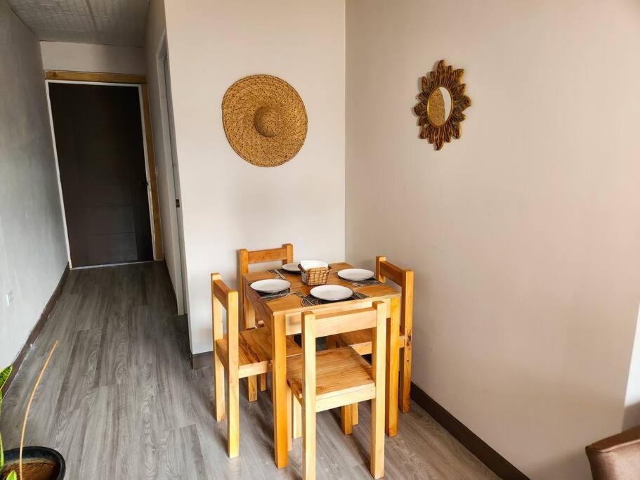Apartamentos La Primavera - Santiago Centro ภายนอก รูปภาพ