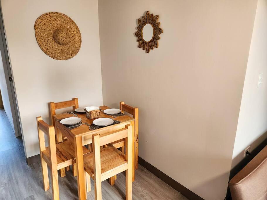 Apartamentos La Primavera - Santiago Centro ภายนอก รูปภาพ