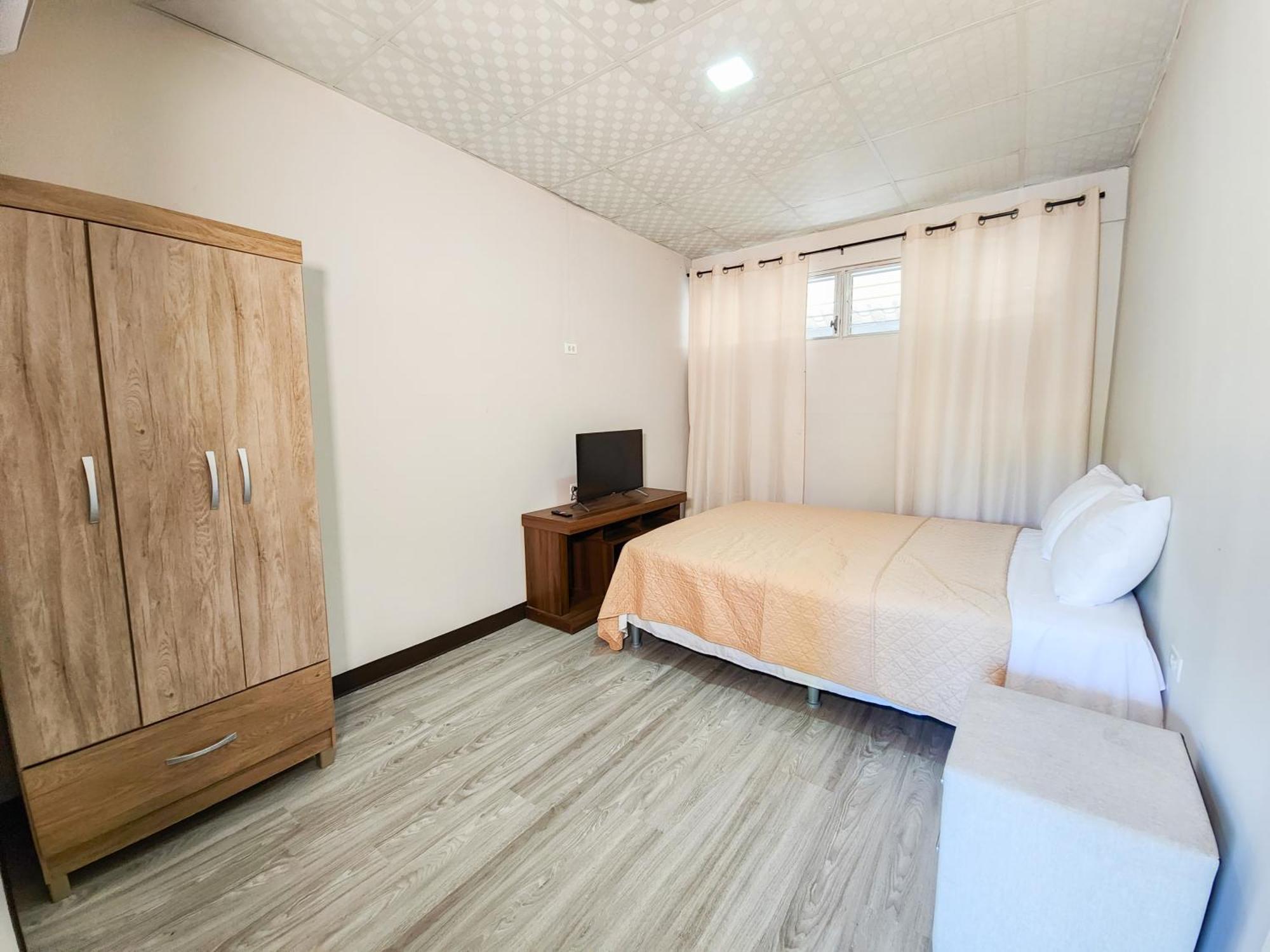 Apartamentos La Primavera - Santiago Centro ภายนอก รูปภาพ