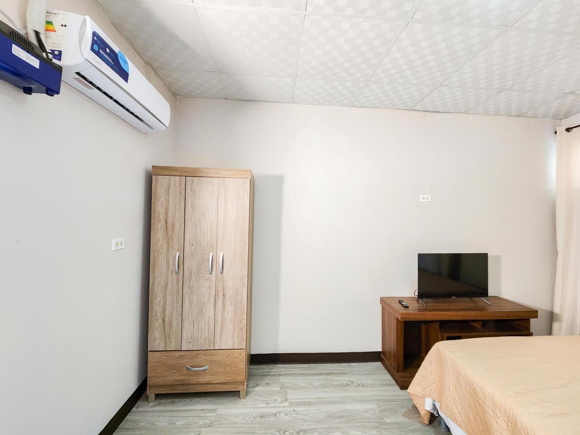 Apartamentos La Primavera - Santiago Centro ภายนอก รูปภาพ